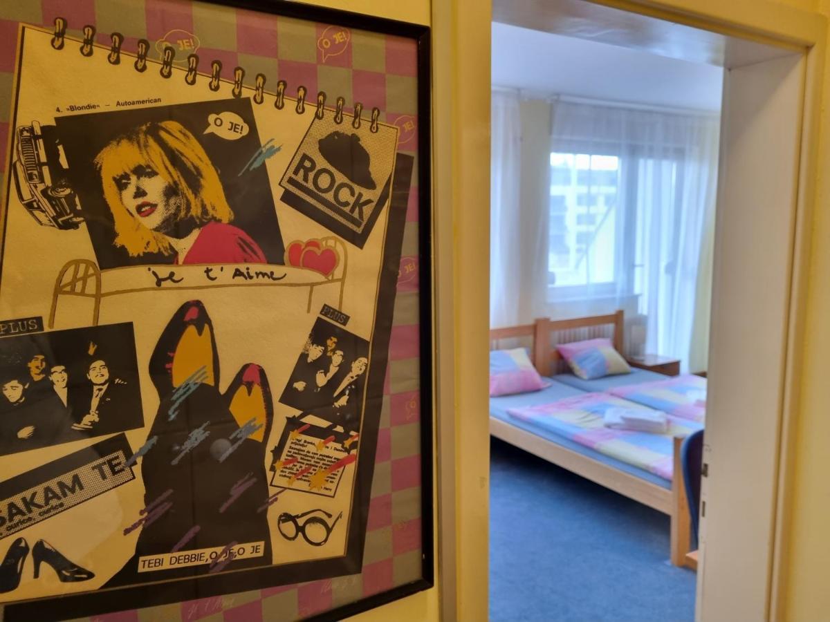 Spirit Hostel And Apartments Belgrád Kültér fotó